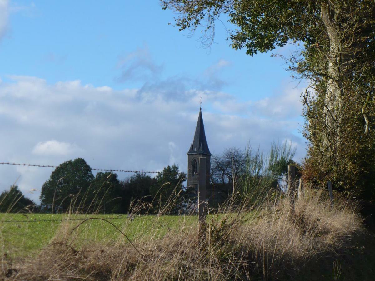 Le Rocher B&B Yvrandes Bagian luar foto